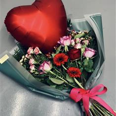 Valentines Balloon and Flowers